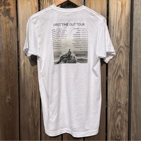 Schitt's Creek Patrick (Noah Reid) Limited Edition Tour Shirt NWOT size MED - Picture 9 of 11